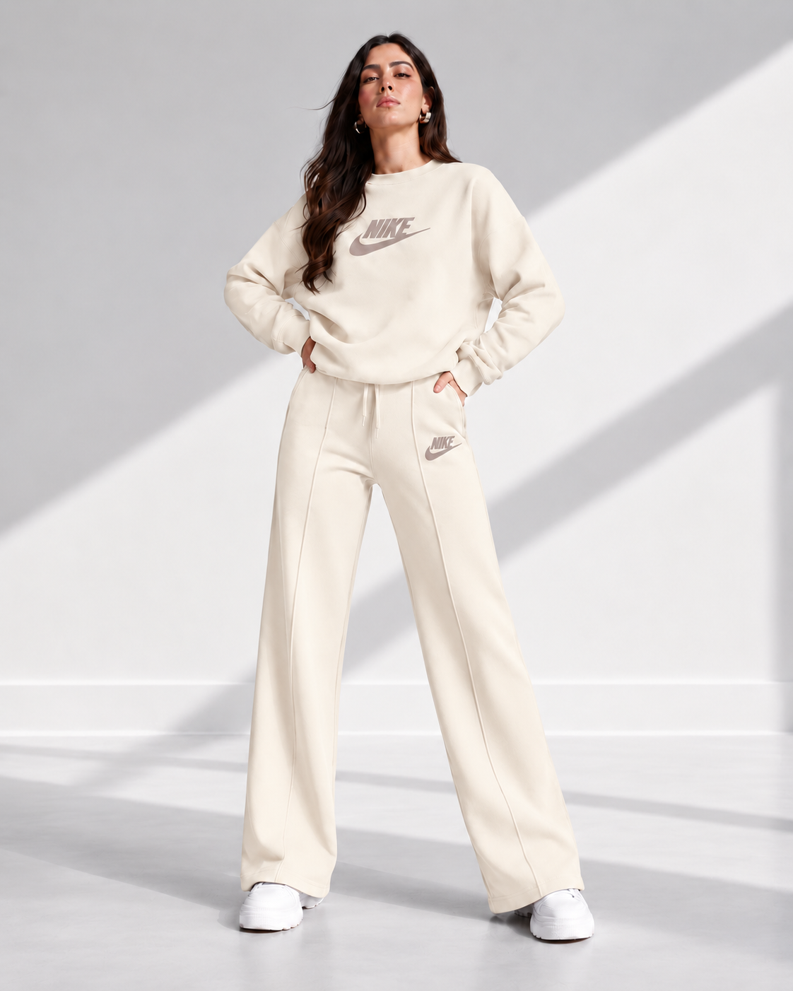 Women’s Relaxed Sweatshirt & Wide-Leg Pants Set