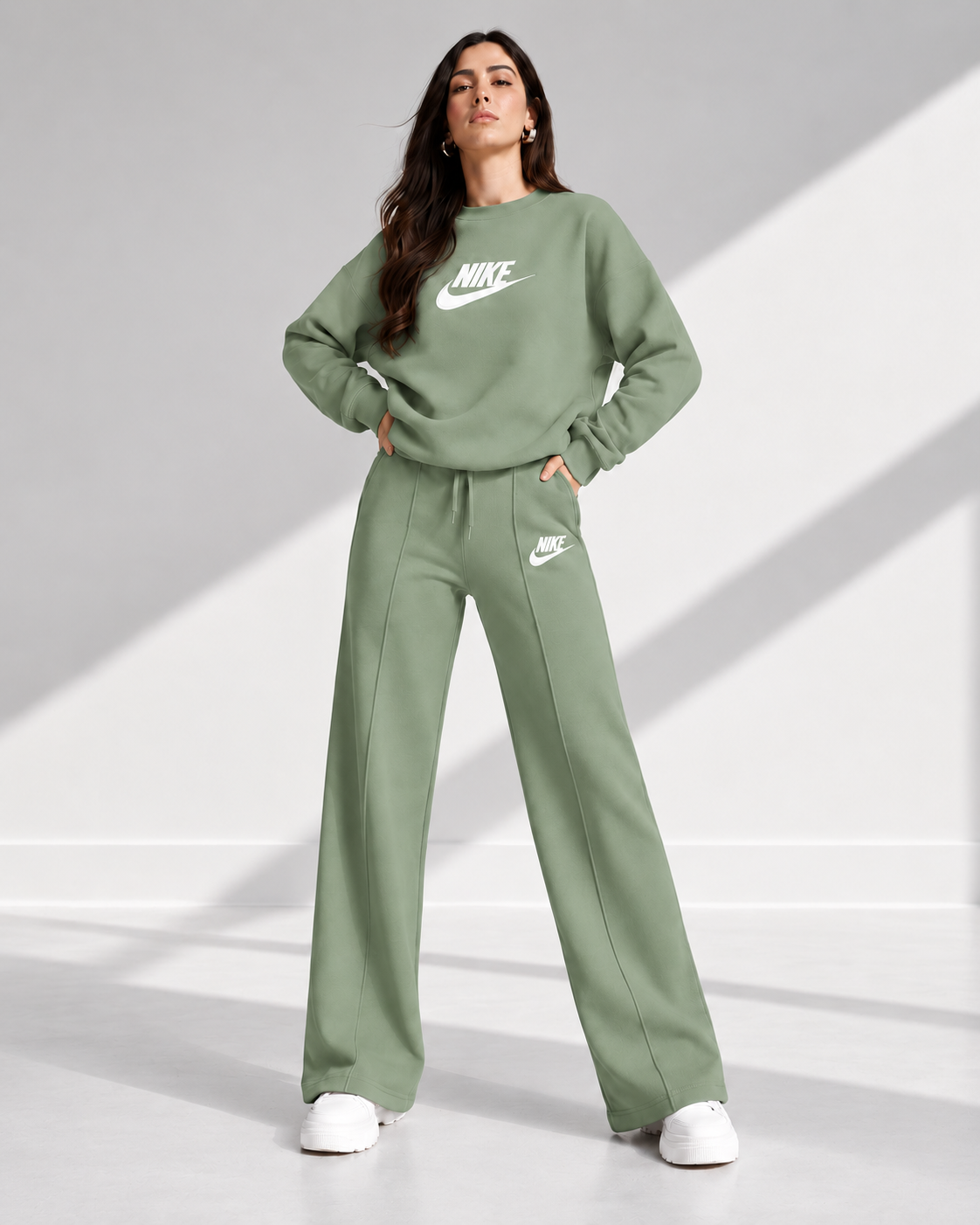 Women’s Relaxed Sweatshirt & Wide-Leg Pants Set