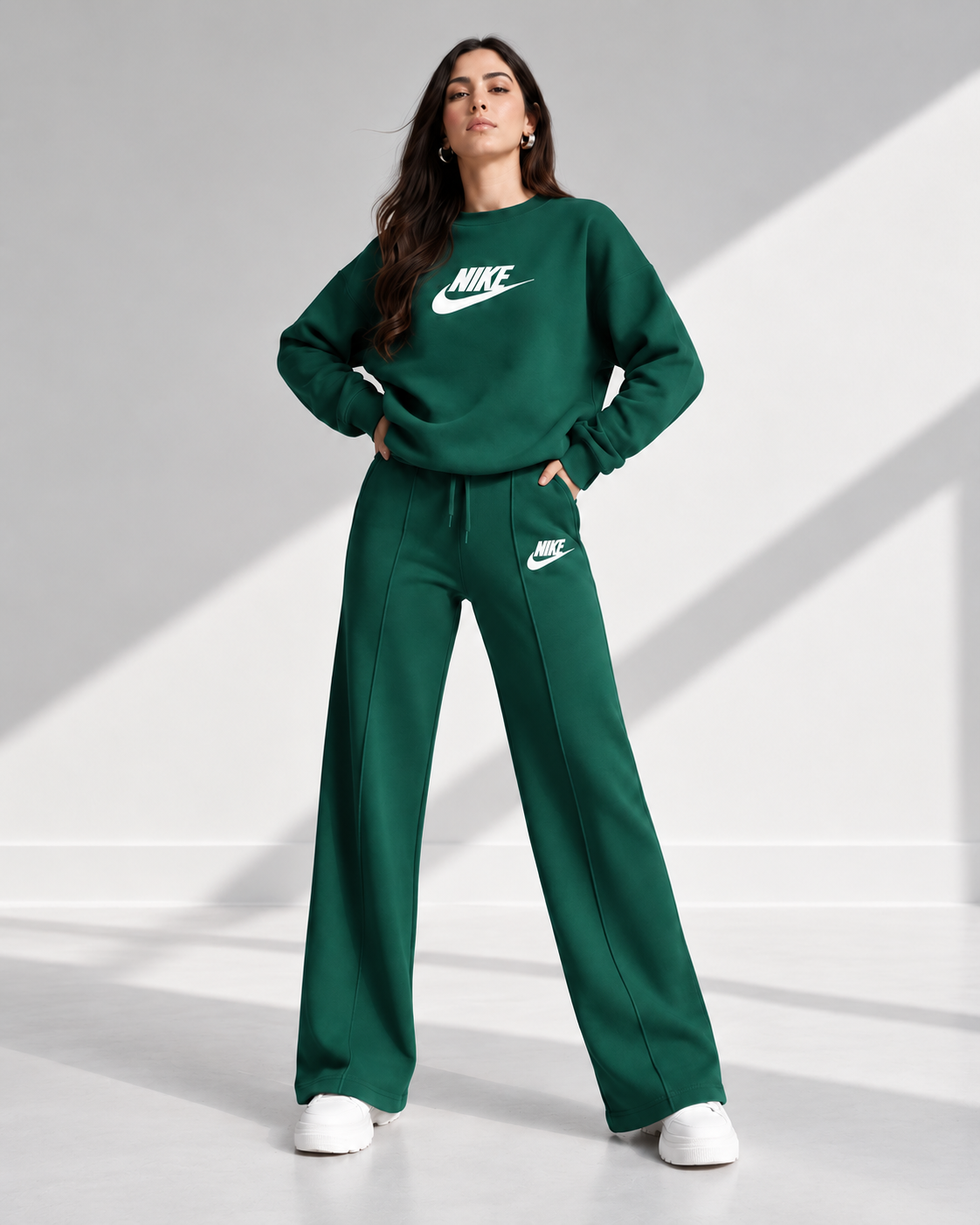 Women’s Relaxed Sweatshirt & Wide-Leg Pants Set